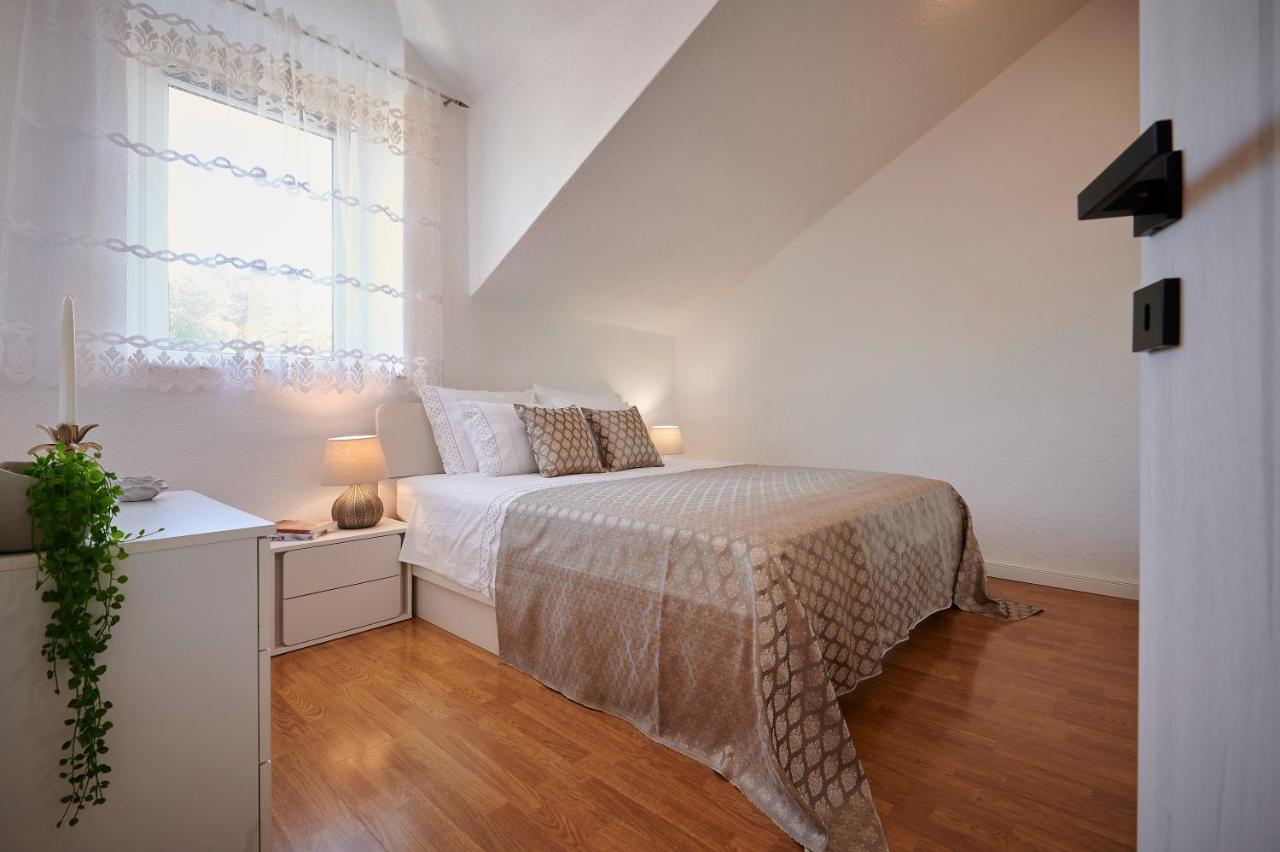 Apartment Ana-Marija Τρογκίρ Εξωτερικό φωτογραφία