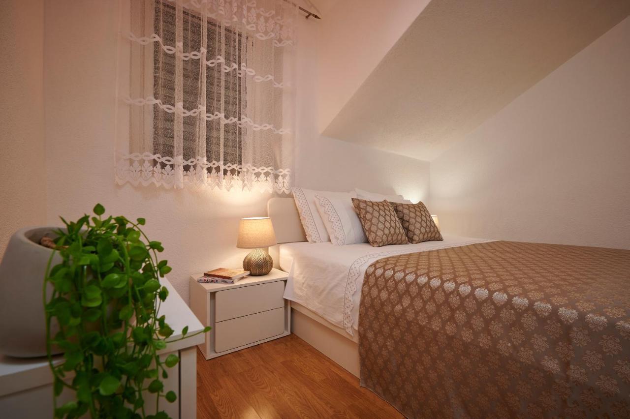 Apartment Ana-Marija Τρογκίρ Εξωτερικό φωτογραφία