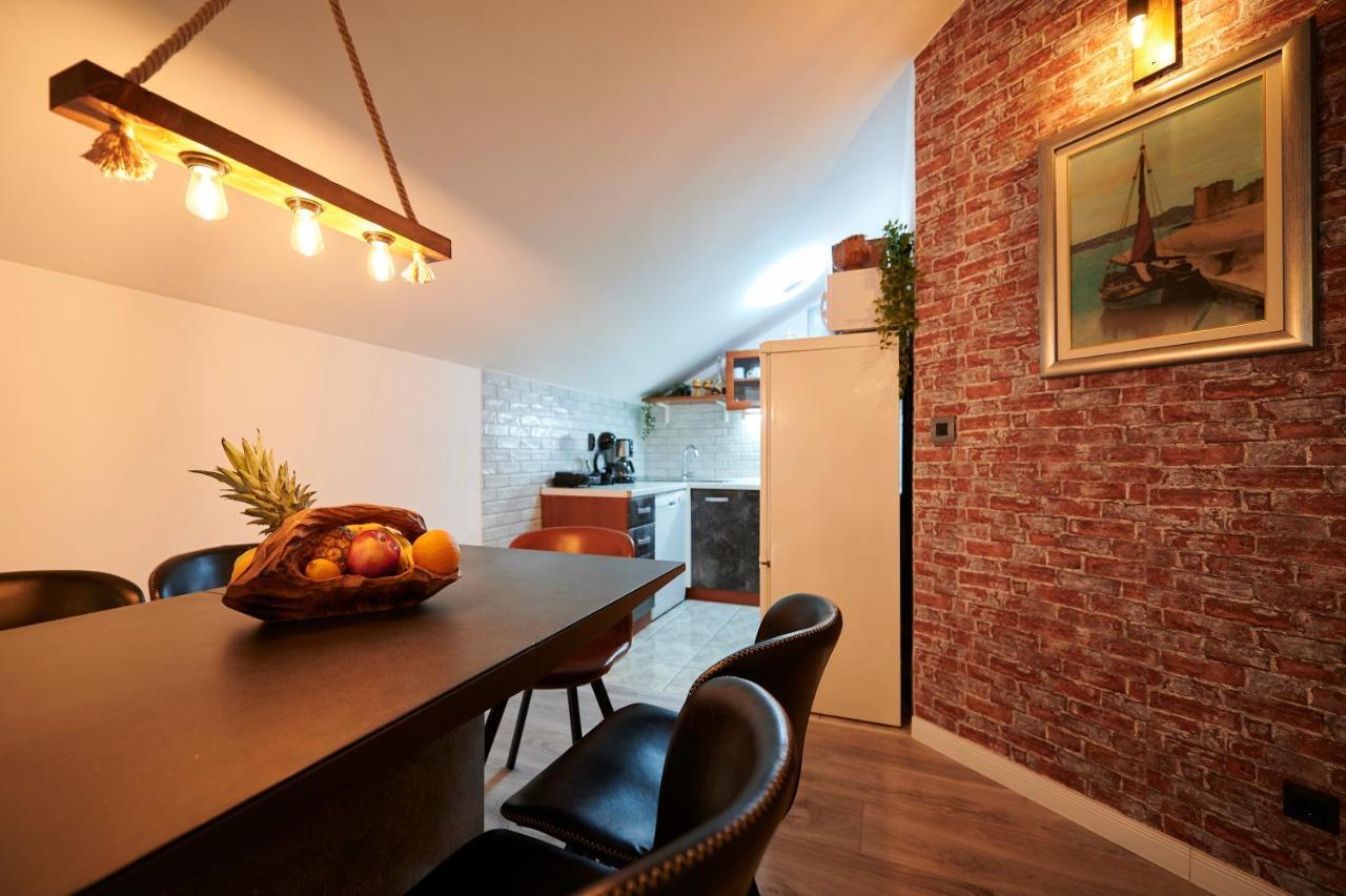 Apartment Ana-Marija Τρογκίρ Εξωτερικό φωτογραφία