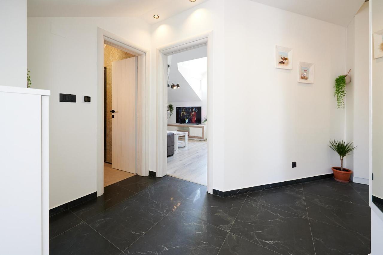 Apartment Ana-Marija Τρογκίρ Εξωτερικό φωτογραφία